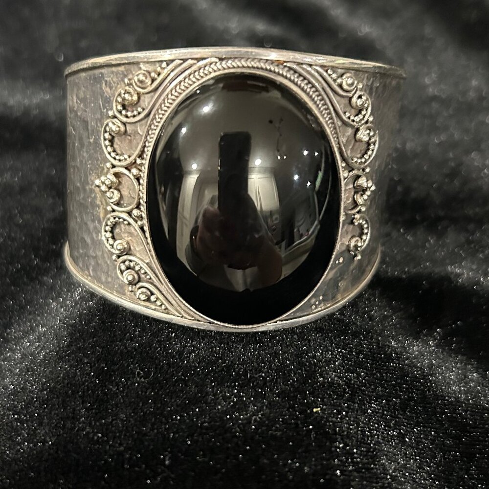 Vintage Sterling Silver Cuff Bracelet with Large Black Stone